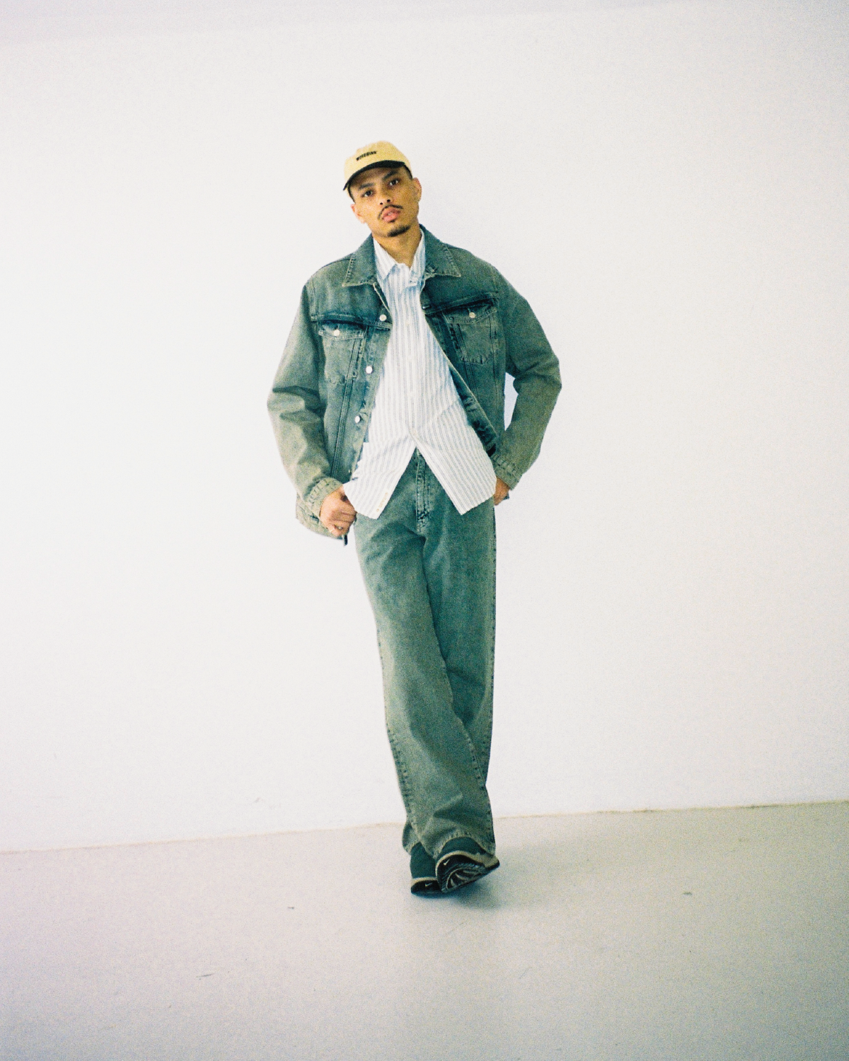 Jeans - Male
