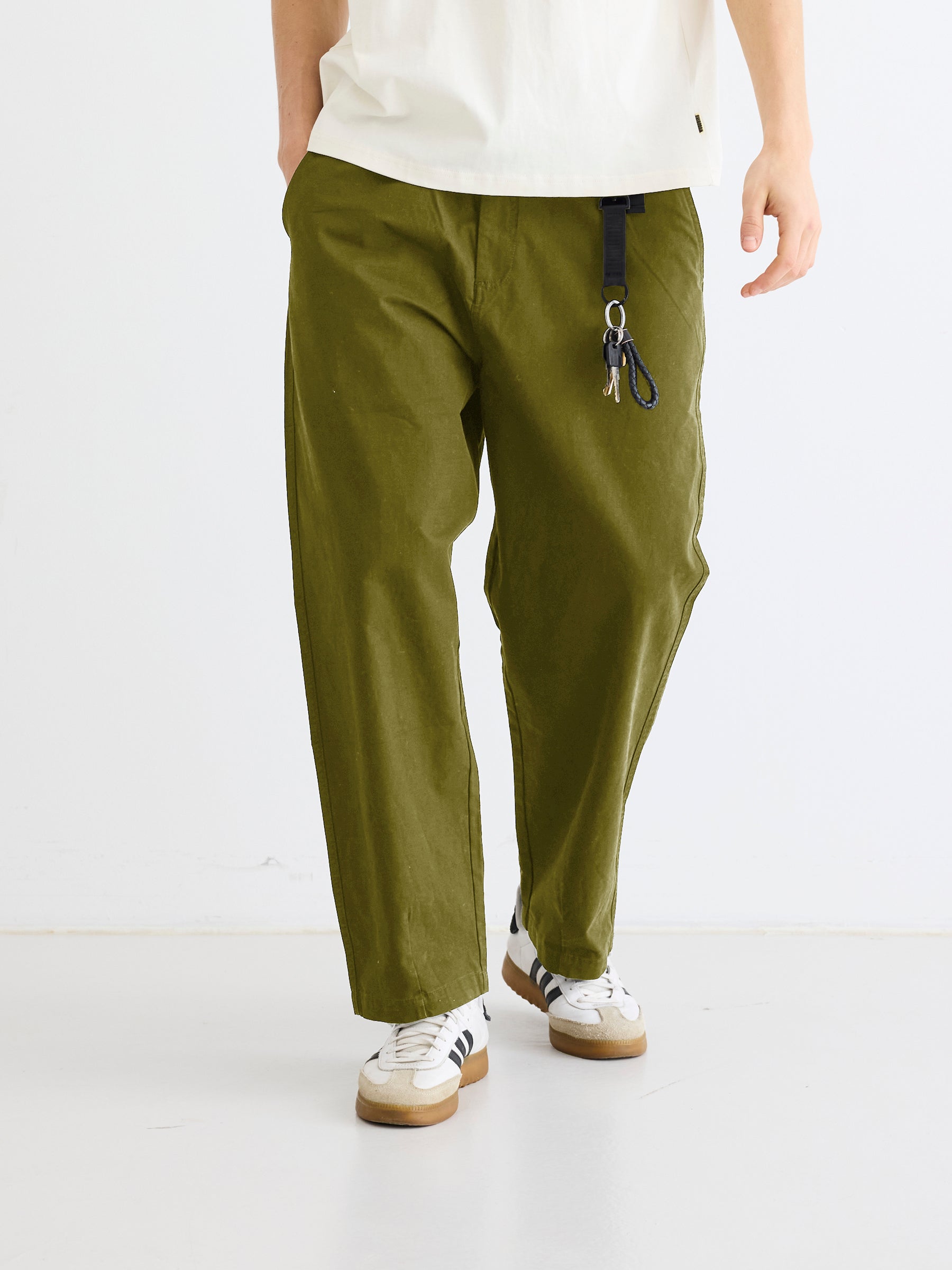 Woodbird Umo Base Pant Pants Army Green