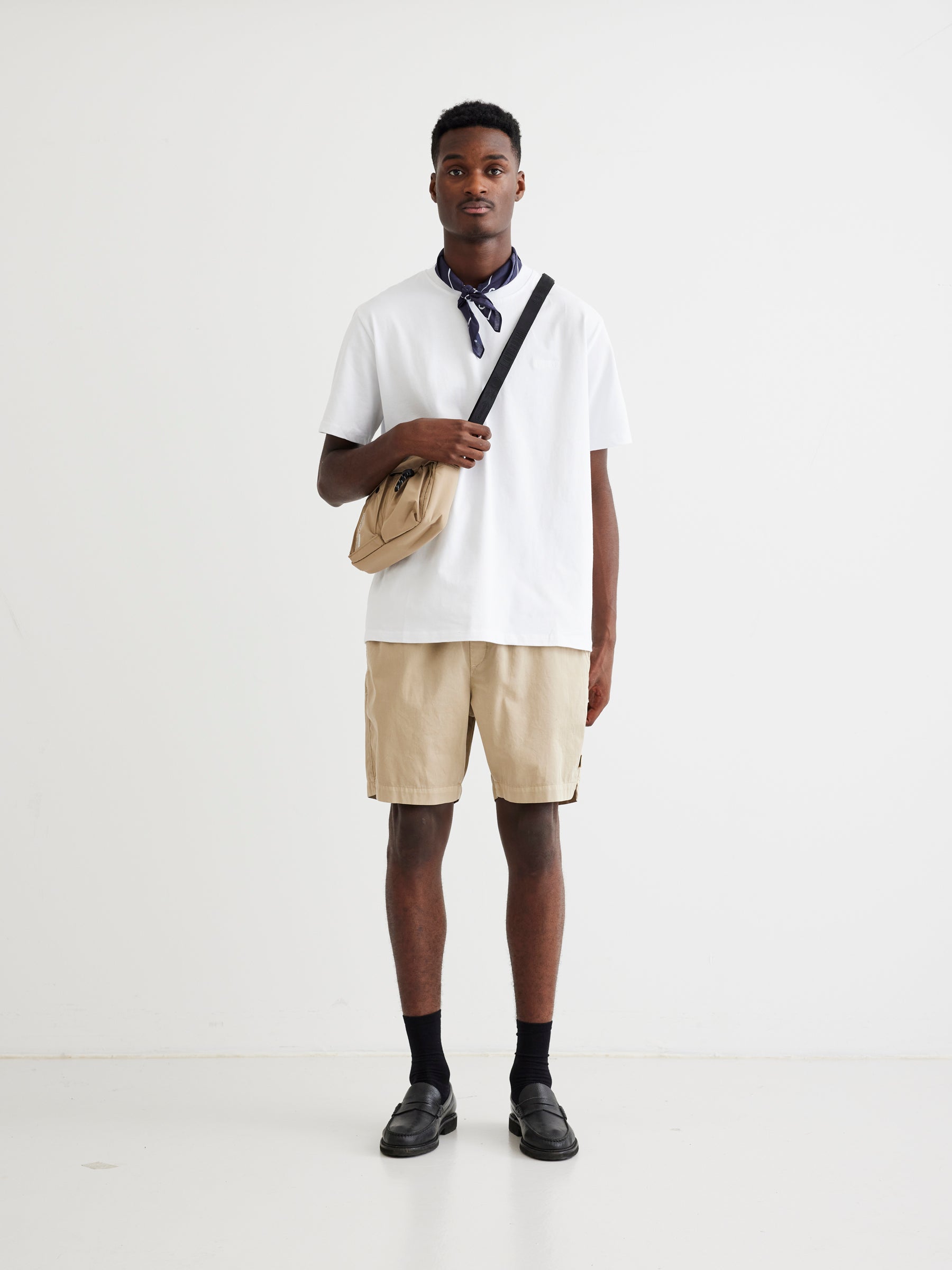 Woodbird WBBommy Base Short Shorts Sand