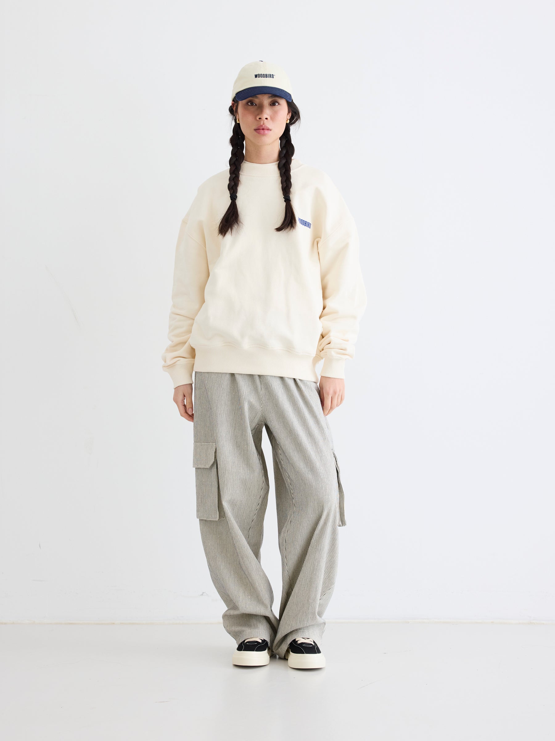 Woodbird Female WBCupe Globe Crew Sweats Off White