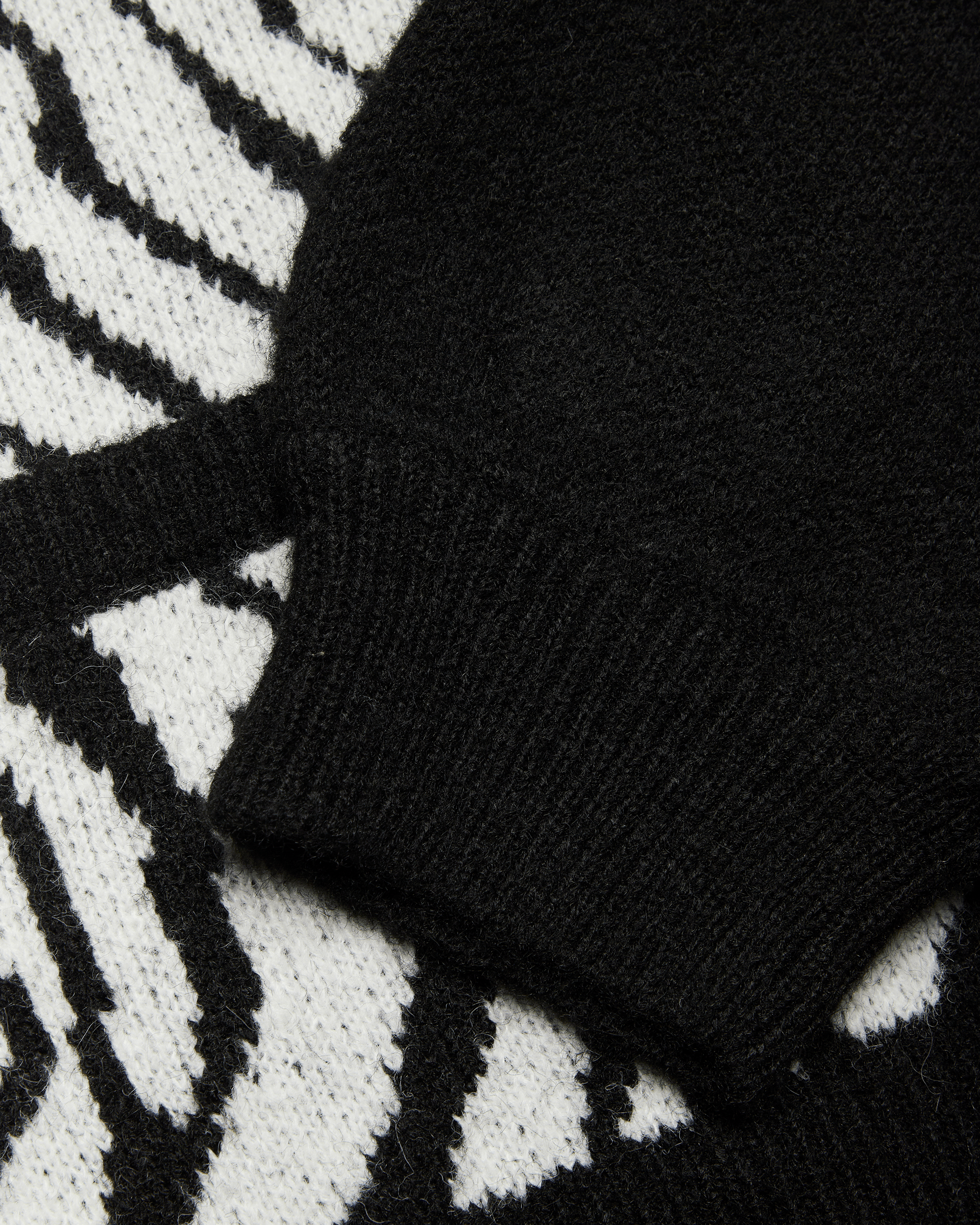 Woodbird Female WBFen Zebra Zip Cardigan Knits Black-White