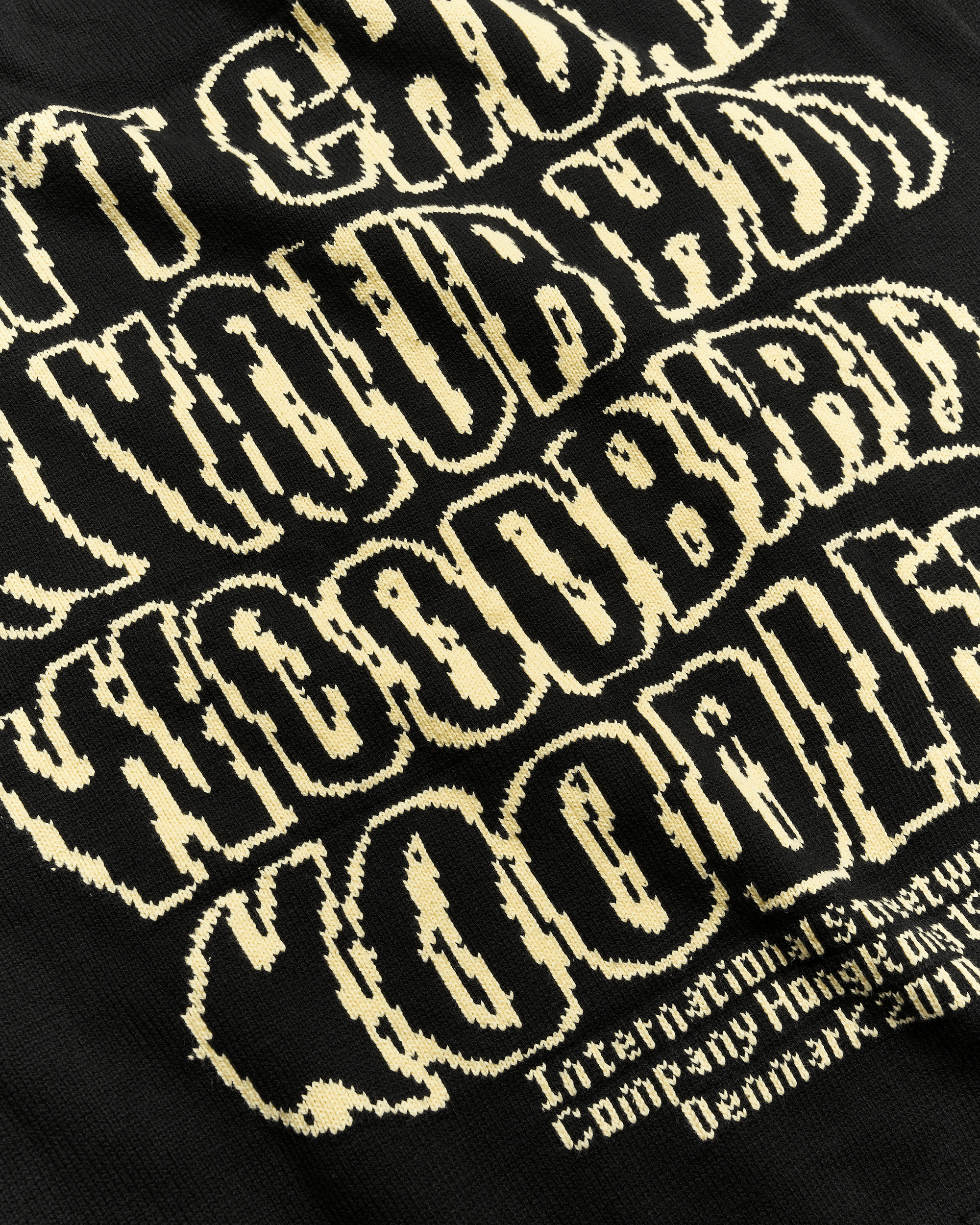 Woodbird WBKurt Wobbly Crew Knits Black