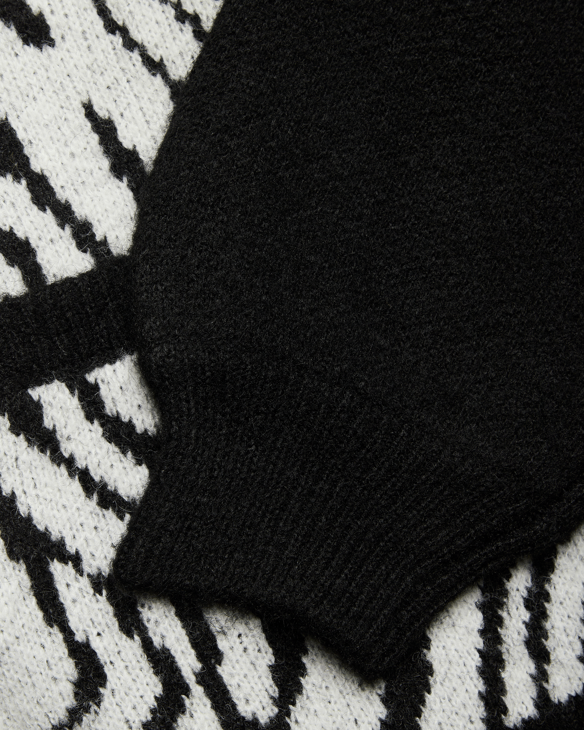 Woodbird WBOni Zebra Zip Cardigan Knits Black-White